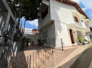 Casa de 3 quartos, Guarulhos · RESIDÊNCIA DE ALTO PADRÃO | 201m² de Sofisticação na Vila Galvão