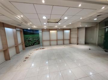 Comercial · 212m² · 3 Quartos · 🏙️ Loja comercial para locação no Centro Histórico!