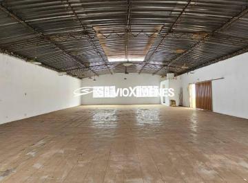 Comercial · 200m² · Industrial › Galpão no Barro Preto com 200,00 (M²), Quartos e Vagas para Aluguel