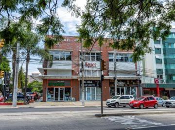 Comercial · 136m² · Sala 136M² - para Alugar