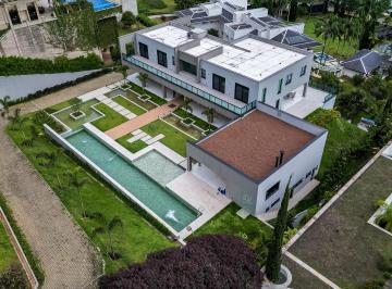 Casa de 4 quartos, Barueri · CASA NOVA 1300M² A VENDA EM ALPHAVILLE