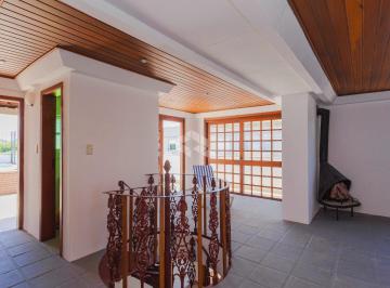 Apartamento · 209m² · 3 Quartos · 2 Vagas · Cobertura 3 dormitórios c/ 2 garagens e elevador no Bairro Menino Deus próximo a