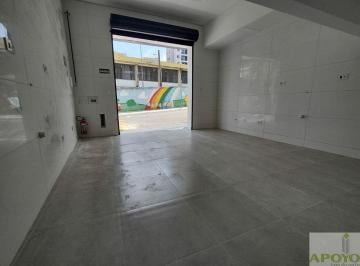 Comercial · 90m² · Salões comercias para locação no Vila das belezas em excelente localização!