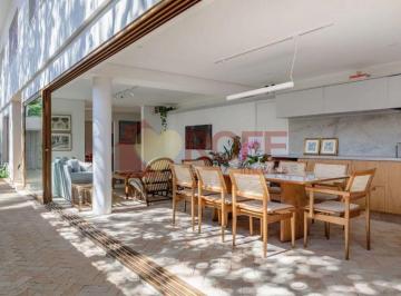 Casa · 3000m² · 3 Quartos · 2 Vagas · Casa à venda, 3000 m² por R$ 3.000.000.00 - Moema - São Paulo/SP
