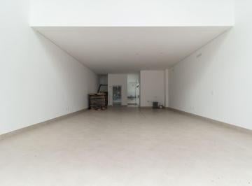 Comercial · 200m² · 1 Vaga · Loja na Rua Padre Estevão Pernet, N. 200 • 200 m²