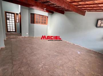 Casa · 141m² · 3 Quartos · 2 Vagas · Linda casa térrea muito bem localizada no bairro Jardim Portugal, tranquilo perto de comércios e esc