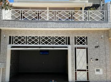 Casa · 125m² · 2 Quartos · 2 Vagas · Impecável Casa de Alto Padrão em Joanópolis, SP – Um Refúgio com Vista Panorâmica das Montanhas