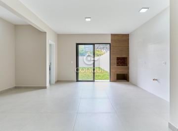 Casa · 220m² · 3 Quartos · 4 Vagas · Sobrado com 3 Suítes e Amplo Terreno no Bom Jesus
