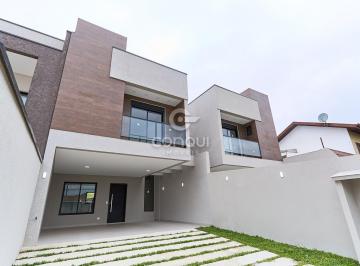 Casa · 220m² · 3 Quartos · 4 Vagas · Sobrado – Bom Jesus – 3 Suítes – Quintal de 90m² <