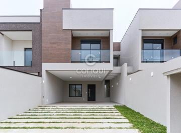 Casa · 220m² · 3 Quartos · 4 Vagas · Sobrado – Bom Jesus – 3 Suítes – Quintal de 90m² <