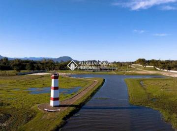 760482_i2181518o3l834Y9_760482690b7c357f50f.jpg · Marina Del Faro