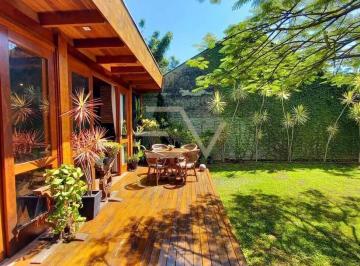Casa · 160m² · 3 Quartos · 4 Vagas · Casa à 250 metros da Praia Alegre em Penha
