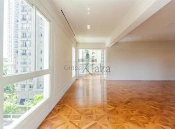 Apartamento · 550m² · 5 Quartos · 6 Vagas · Apartamento - Jardim Europa - 5 Dormitórios - 550m².