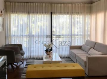 Casa · 438m² · 3 Quartos · 2 Vagas · Casa Condomínio em São Paulo