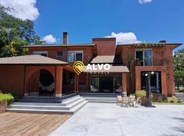 Casa · 600m² · 5 Quartos · 4 Vagas · Casa em Lagoa Santa (Estância das Amendoeiras) – 600 m² de área interna, 4.400 m² de externa e 5.000