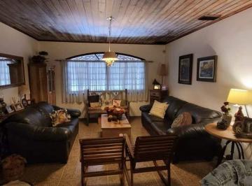 Casa · 300m² · 3 Quartos · 2 Vagas · Sobrado à venda 3 quartos 1 suíte 2 vagas Nova Petrópolis - São Bernardo do Campo - SP