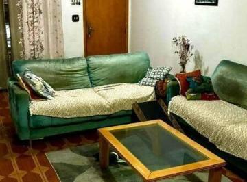 Casa · 148m² · 2 Quartos · 2 Vagas · Sobrado 02 dormitorios,com 02 vagas de garagem