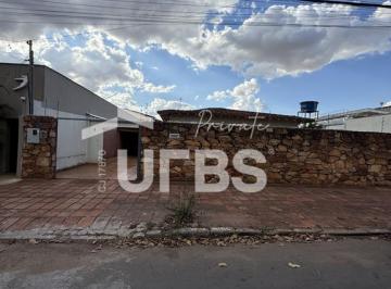 Casa · 209m² · 3 Quartos · 4 Vagas · Casa à venda no Setor Sul  São 549 m² de terreno, com um lote amplo e muito bem localizado, perfeito