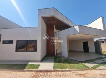Casa · 230m² · 4 Quartos · 2 Vagas · Casa Nova- Arniqueiras Quadra 4 - 4 Suítes - Condomínio - Lazer - Aceita permuta