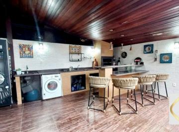 Casa · 209m² · 3 Quartos · 2 Vagas · Casa à venda - em Sahy