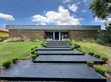 whatsapp-image-2025-11-04-at-14-06-541762285963114.jpeg · Casa à venda, Vivendas do Lago, Sorocaba, SP