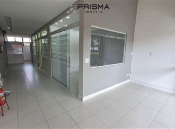 Comercial · 80m² · 3 Quartos · Loja térrea com vitrine, 3 salas, recepção, copa e 2 banheiros