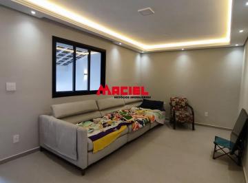 Casa · 137m² · 4 Quartos · 3 Vagas · Excelente casa térrea reformada no bairro Vista Verde!