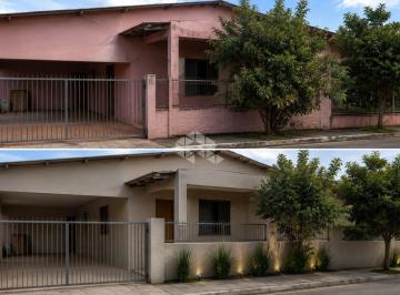 Casa · 98m² · 3 Quartos · 1 Vaga · Casa de Esquina à Venda , Espaço e Localização Privilegiada bairro Olaria, Canoas