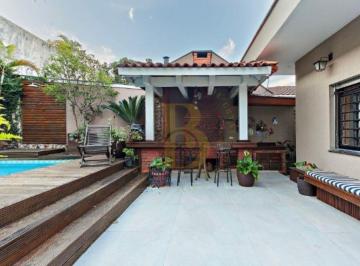Casa · 269m² · 3 Quartos · 5 Vagas · Casa a venda na Chácara Monte Alegre com 3 suítes.