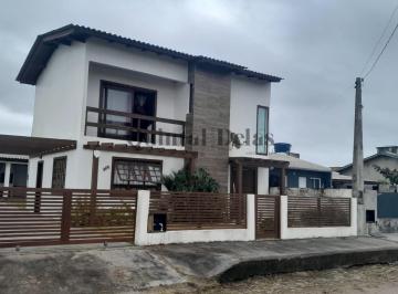 Casa · 110m² · 4 Quartos · 4 Vagas · Casa em Village Dunas 1, Balneário Gaivota/SC