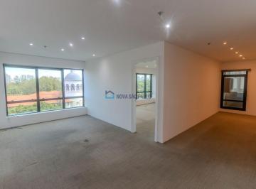 Comercial · 68m² · 3 Vagas · Localização privilegiada para quem busca um ambiente corporativo sofisticado e produtivo