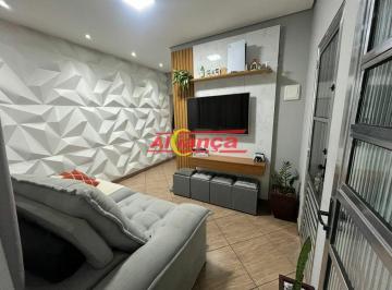 Casa · 265m² · 2 Quartos · 8 Vagas · OPORTUNIDADE SOBRADO EM GUARULHOS - 4 CASAS
