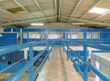 Comercial , São José dos Pinhais · Barracão Industrial com 725,00m² construídos em um