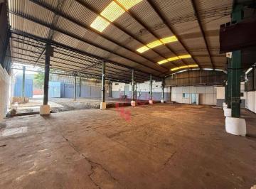 2d47033b8784aa9d012ea22eee9e93c6202cd993 · Galpão Comercial para Alugar com 03 Salas no Bairro Vila Mariana em Ribeirão Preto com espaço amplo.