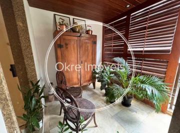 Apartamento · 172m² · 2 Quartos · 3 Vagas · Apartamento : / Residencial / Jardim Botânico