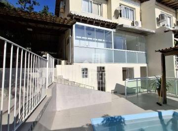 Casa à venda em Niterói. · Casa com 3 dormitórios à venda, 300 m² por R$ 680.000,00 - Pendotiba - Niterói/RJ