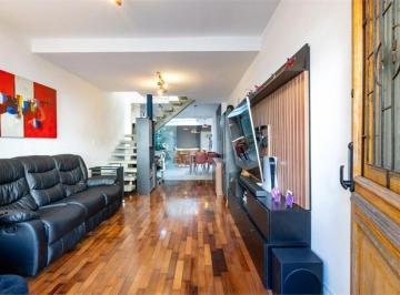 Casa · 60m² · 3 Quartos · 2 Vagas · Casa de vila com 3 quartos à venda em Campo belo - SP