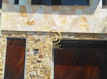 Casa · 178m² · 3 Quartos · Casa à venda - no Jardim Monjolo