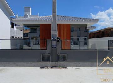 Casa · 70m² · 3 Quartos · 1 Vaga · Casa com 3 dormitórios a venda 70,00 m² por R$ 509.000 - Nova Palhoça