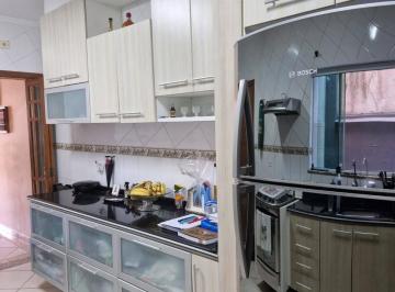 Casa · 142m² · 3 Quartos · 2 Vagas · Casa em Jardim Utinga, Santo André/SP de 142m² 3 quartos à venda por R$ 715.000,00