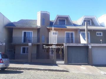 Casa · 209m² · 3 Quartos · 4 Vagas · Sobrado em Uvaranas, Ponta Grossa/PR de 209m² 3 quartos à venda por R$ 750.000,00