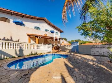 Casa · 213m² · 3 Quartos · 6 Vagas · Casa em Centro, Vinhedo/SP de 213m² 3 quartos à venda por R$ 799.000,00