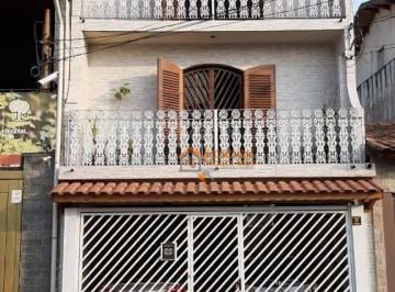Casa · 257m² · 6 Quartos · 2 Vagas · Sobrado em Jardim Santa Clara, Guarulhos/SP de 257m² 6 quartos à venda por R$ 720.000,00