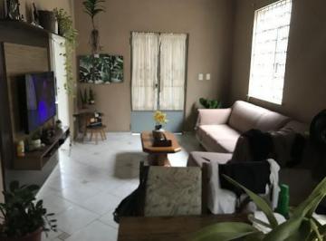 Casa · 127m² · 4 Quartos · 2 Vagas · Casa em Mutondo, São Gonçalo/RJ de 127m² 4 quartos à venda por R$ 700.000,00