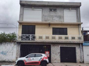 Casa · 250m² · 8 Quartos · Sobrado em Vila Maluf, Suzano/SP de 250m² 8 quartos à venda por R$ 1.200.000,00
