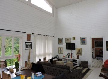 Casa · 205m² · 4 Quartos · 4 Vagas · Casa em Jardim Indaiá, Embu das Artes/SP de 205m² 4 quartos à venda por R$ 1.150.000,00