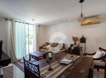 Apartamento · 190m² · 3 Quartos · 2 Vagas · Cobertura em Itaipu, Niterói/RJ de 190m² 3 quartos à venda por R$ 990.000,00