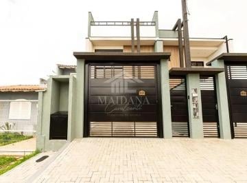 Casa · 225m² · 3 Quartos · 4 Vagas · Sobrado em Afonso Pena, São José dos Pinhais/PR de 225m² 3 quartos à venda por R$ 1.190.000,00