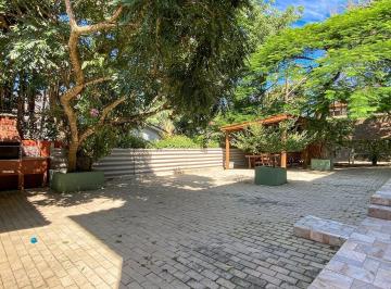 Casa · 250m² · 6 Quartos · 4 Vagas · Casa em Granja Caiapiá, Cotia/SP de 250m² 6 quartos à venda por R$ 1.200.000,00