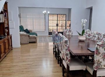 Casa · 270m² · 3 Quartos · 2 Vagas · Sobrado em Vila Monumento, São Paulo/SP de 270m² 3 quartos à venda por R$ 1.160.000,00